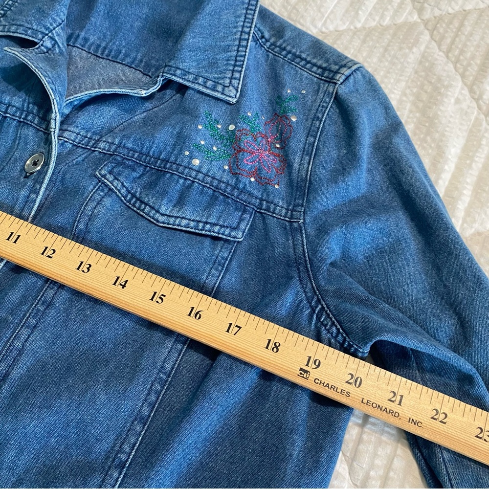 Basic Editions Floral Embroidered Cotton Button Up Denim Jacket Women's Large - Picture 7 of 13